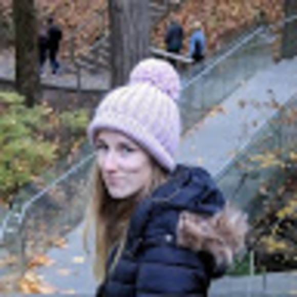 Meet your Posher, Johanna - Picture 1 of 1